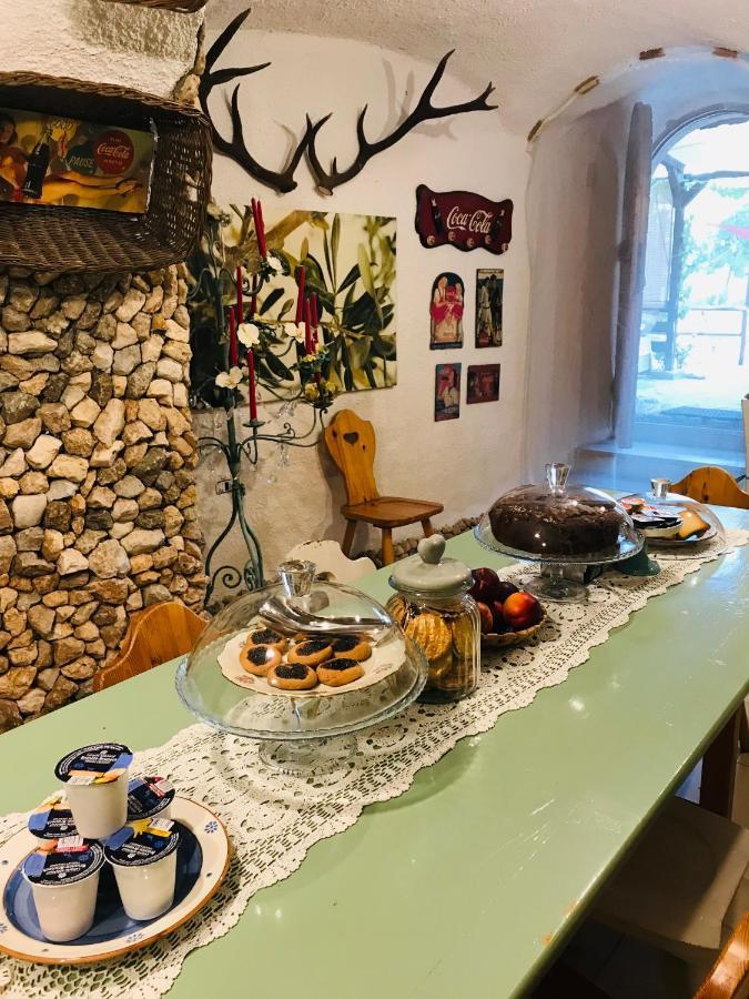 B&B Le Grette Gioia Dei Marsi Esterno foto